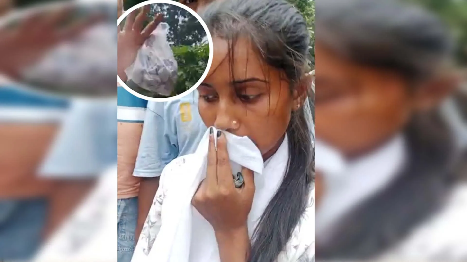 গৌরনদীতে নারী মাদক কারবারীকে আটকে পুলিশে দিল ছাত্রদল